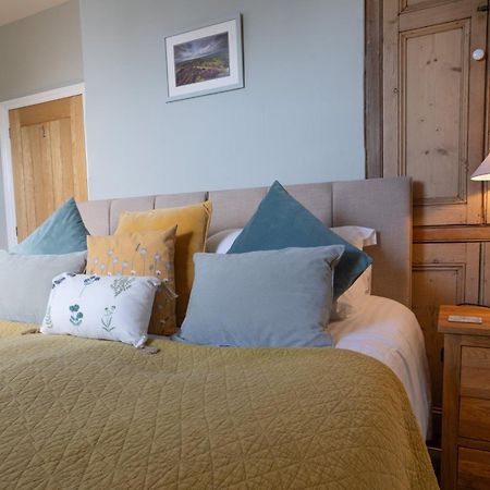 Hassop Station Apartment On The Monsal Trail Bakewell Exteriör bild